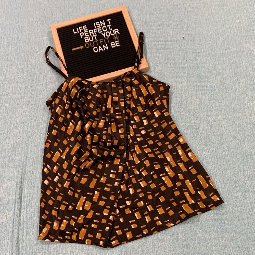 ☀️ New York & Co brown patterned tank top